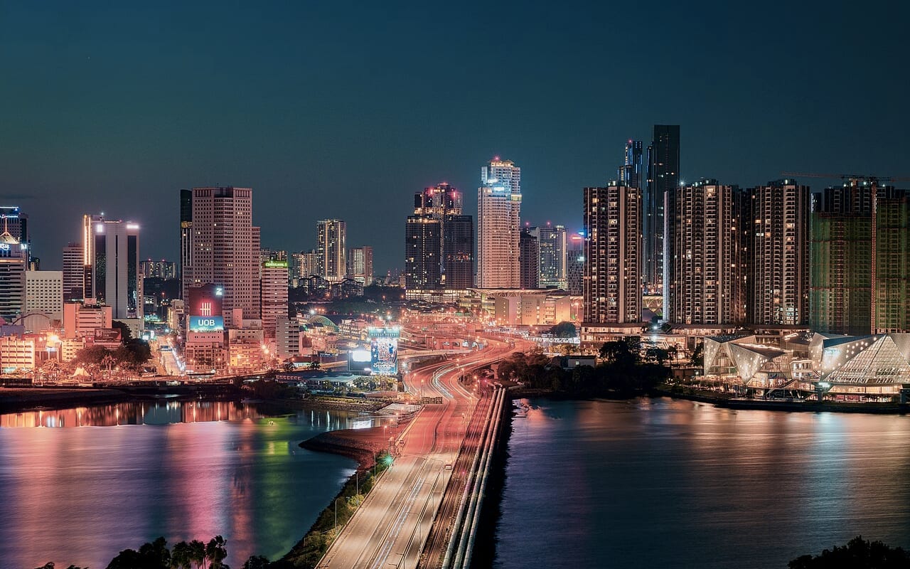 Johor Bahru vs Singapore: Cost of Living & Daily Commute Compared