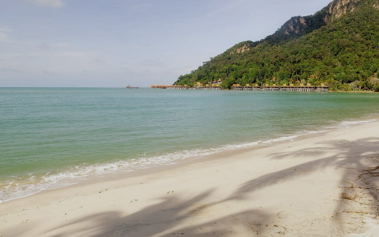 Penang Beaches: Batu Ferringhi & the Coast