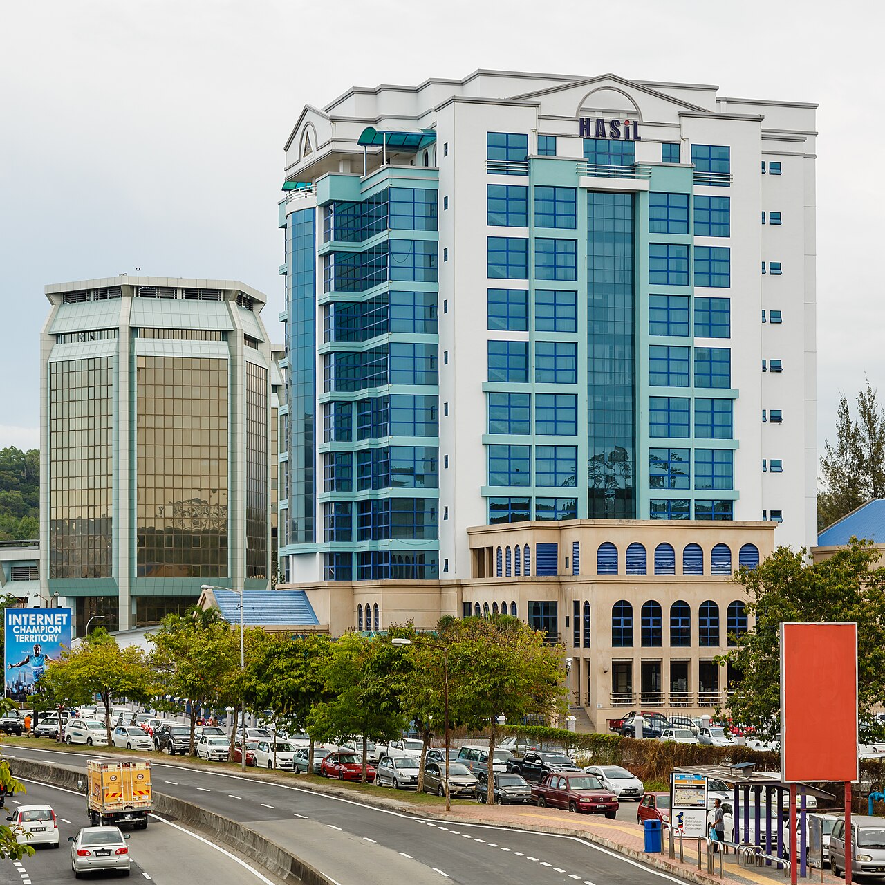 Income Tax in Malaysia for Foreigners & Residents