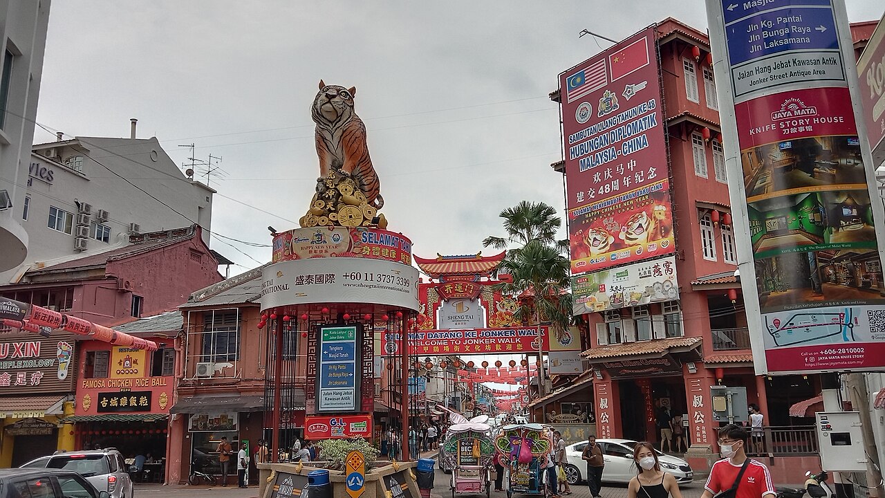 Jonker Street, Malacca: What to See, Eat & Buy